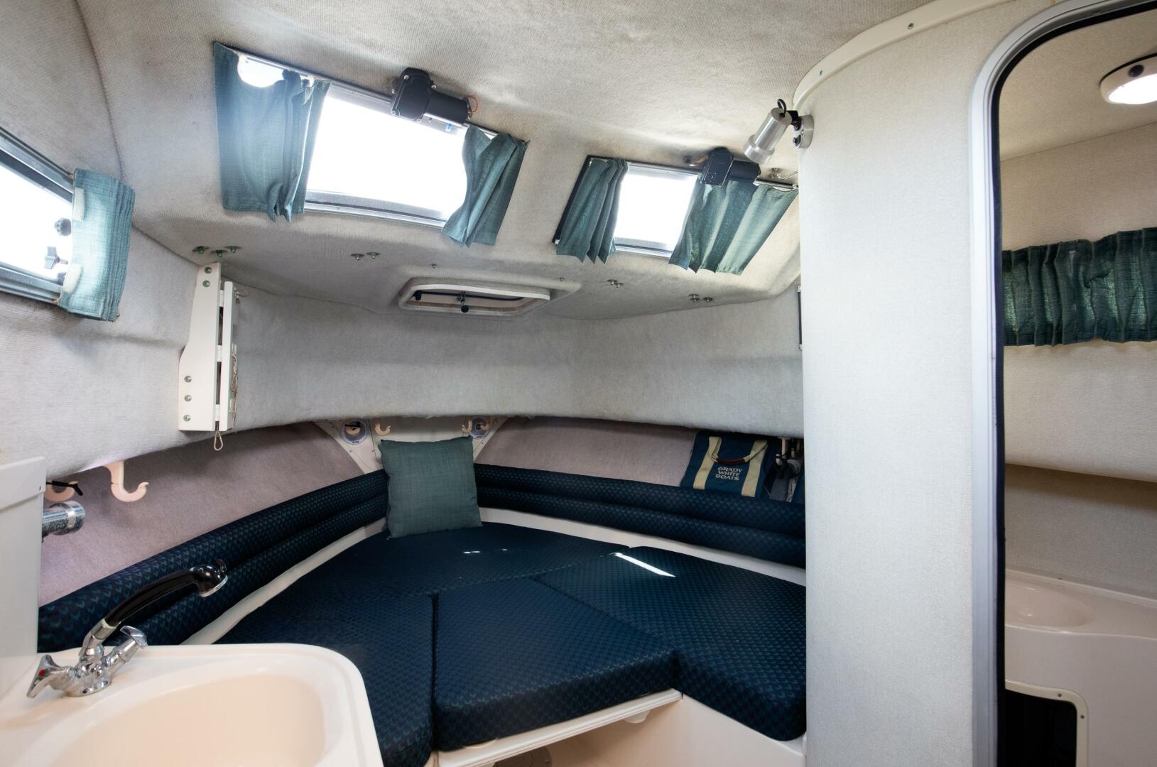 Crazy Lady 30ft Grady White Yacht For Sale