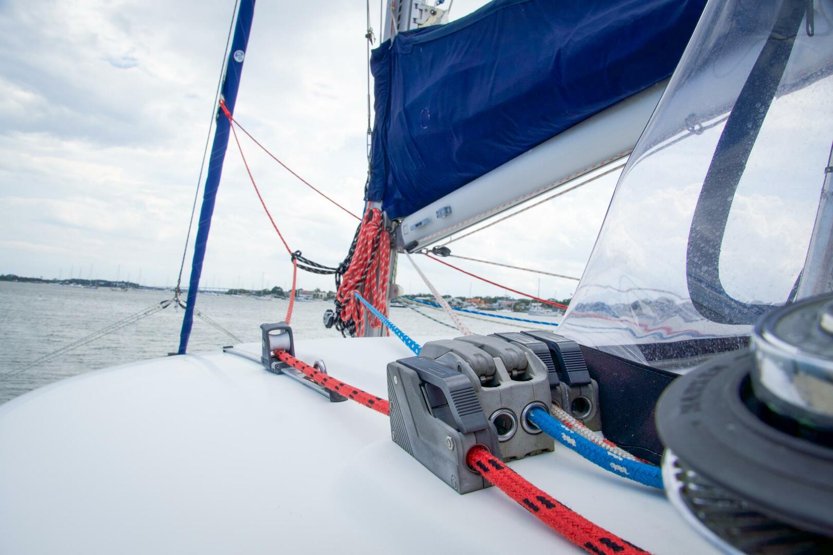 38ft Lagoon Yacht For Sale