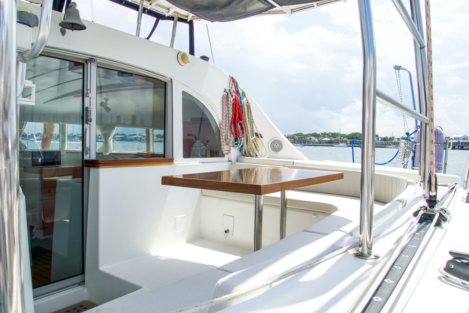 38ft Lagoon Yacht For Sale