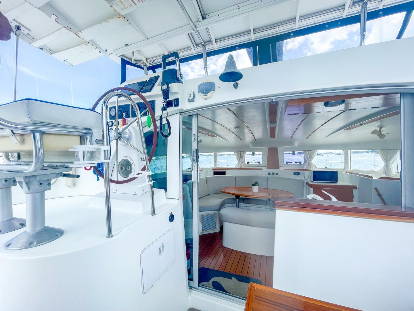 38ft Lagoon Yacht For Sale
