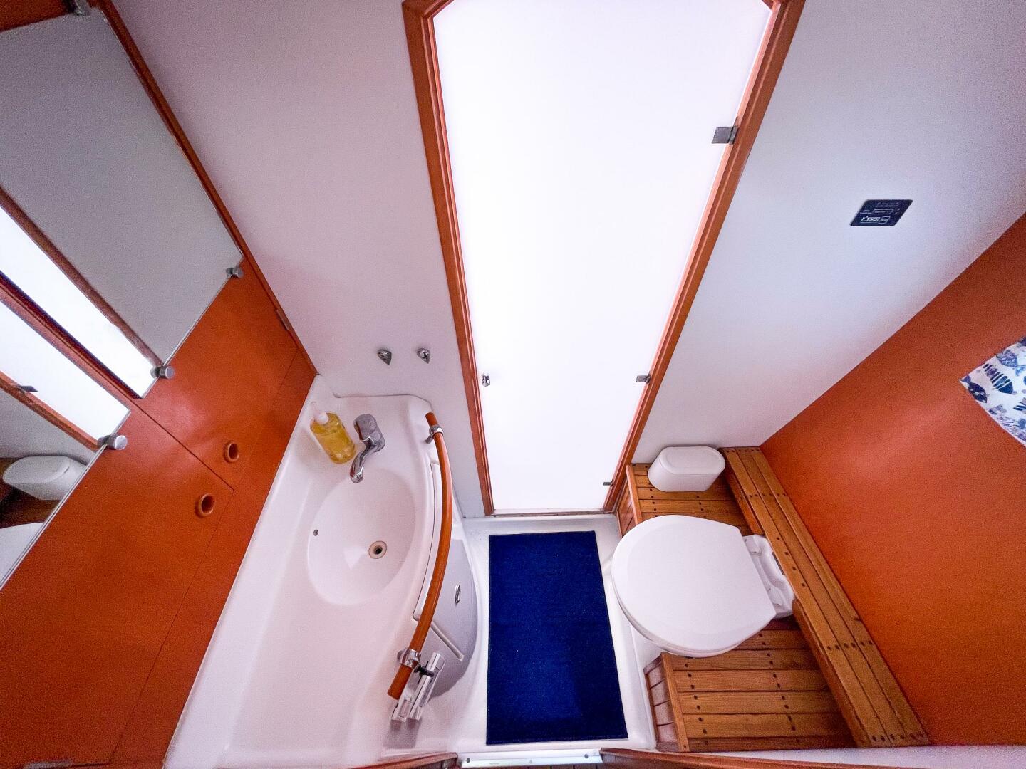 38ft Lagoon Yacht For Sale