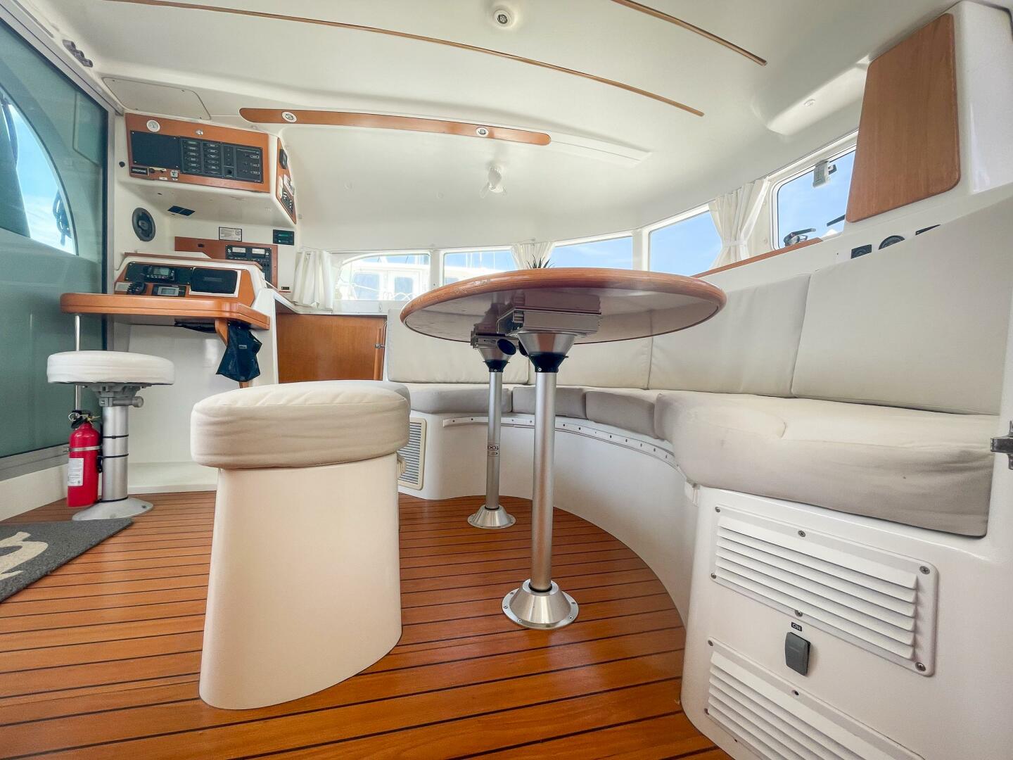 38ft Lagoon Yacht For Sale
