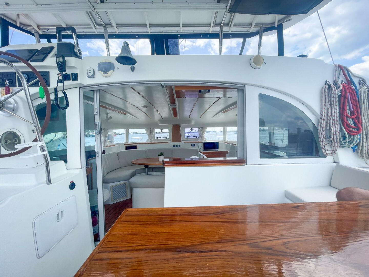 38ft Lagoon Yacht For Sale