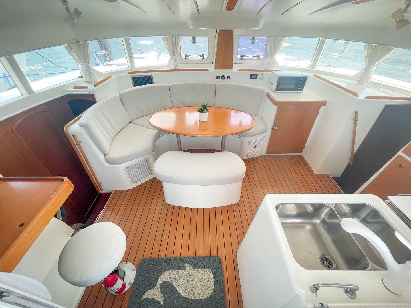 38ft Lagoon Yacht For Sale