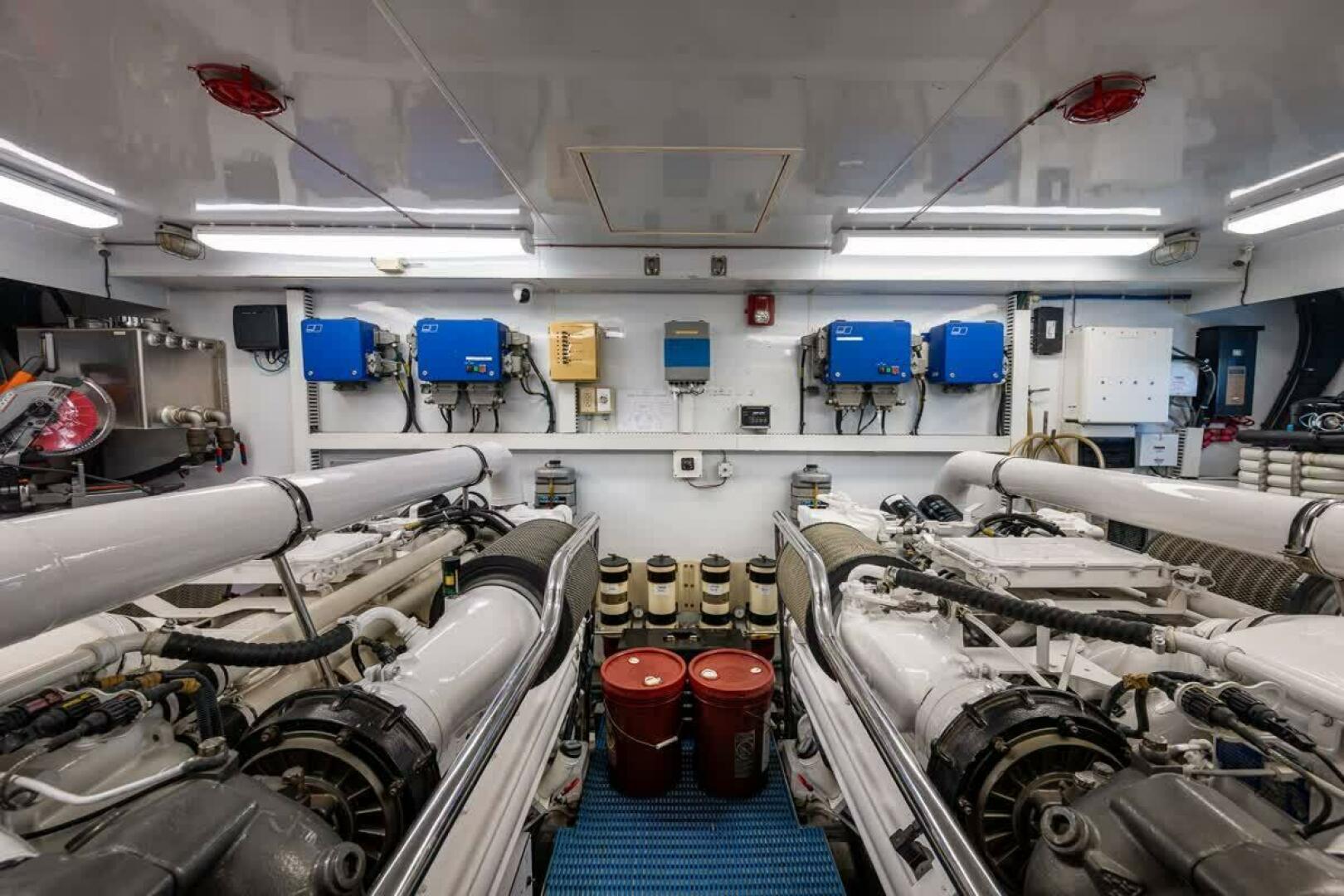Somewhere In Time 78ft Ocean Alexander Yacht For Sale