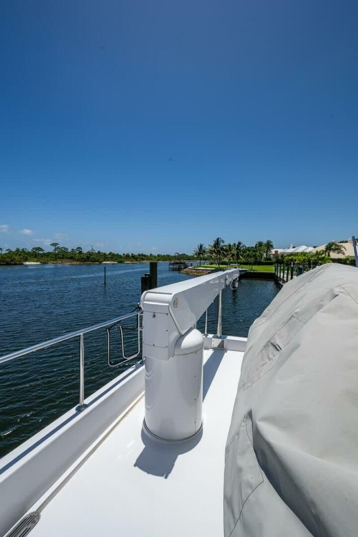 Somewhere In Time 78ft Ocean Alexander Yacht For Sale