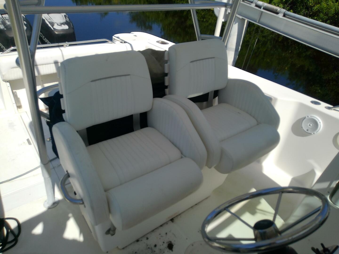 Forever Young 28ft Boston Whaler Yacht For Sale
