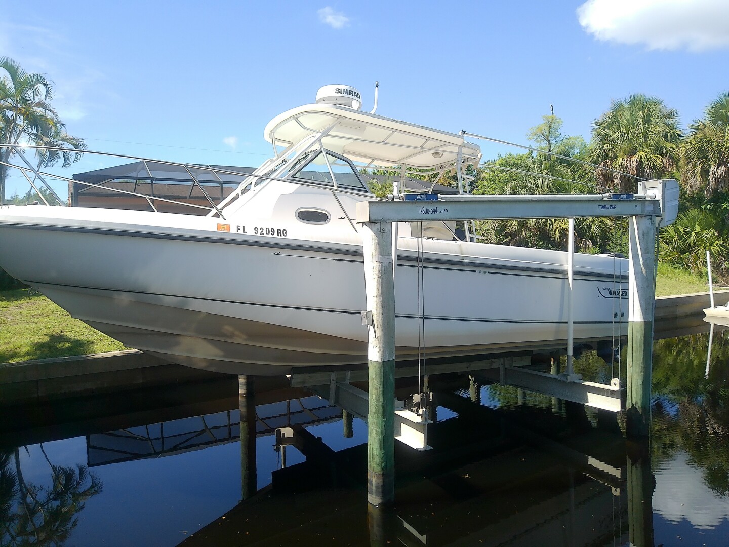 Forever Young 28ft Boston Whaler Yacht For Sale