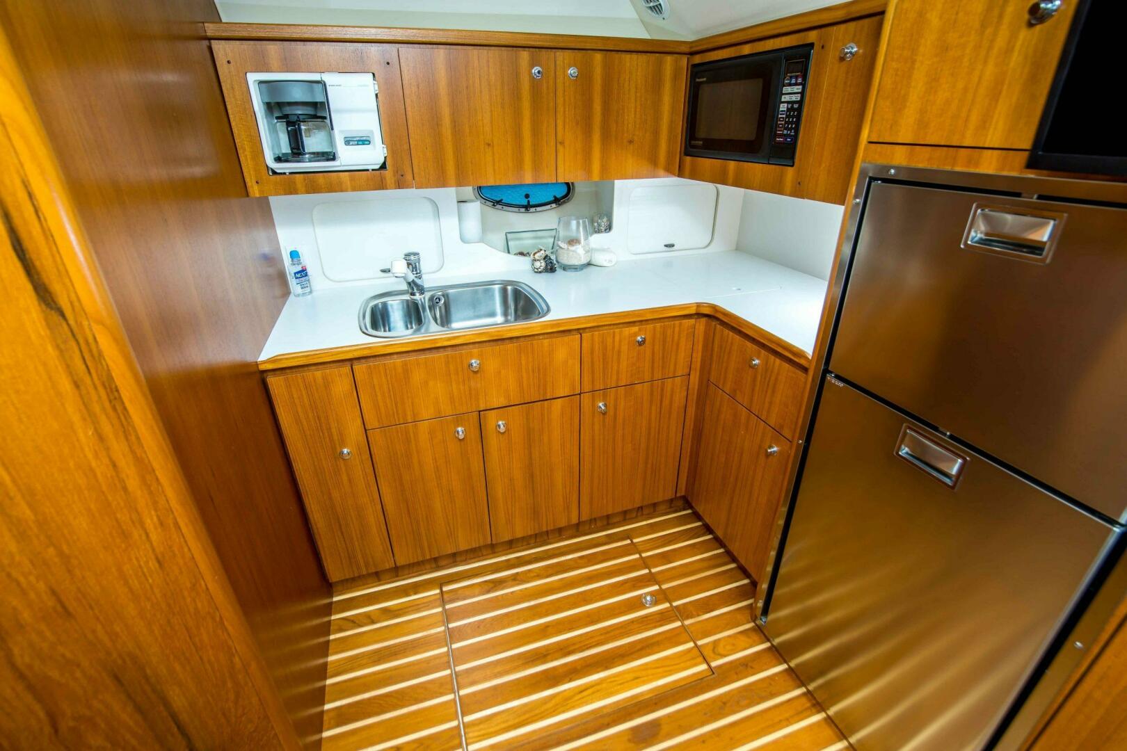 2000 Tiara 41 Open