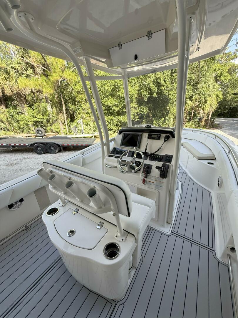 24ft Robalo Yacht For Sale
