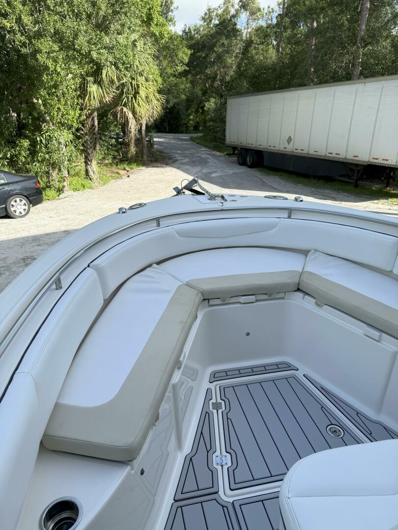 24ft Robalo Yacht For Sale