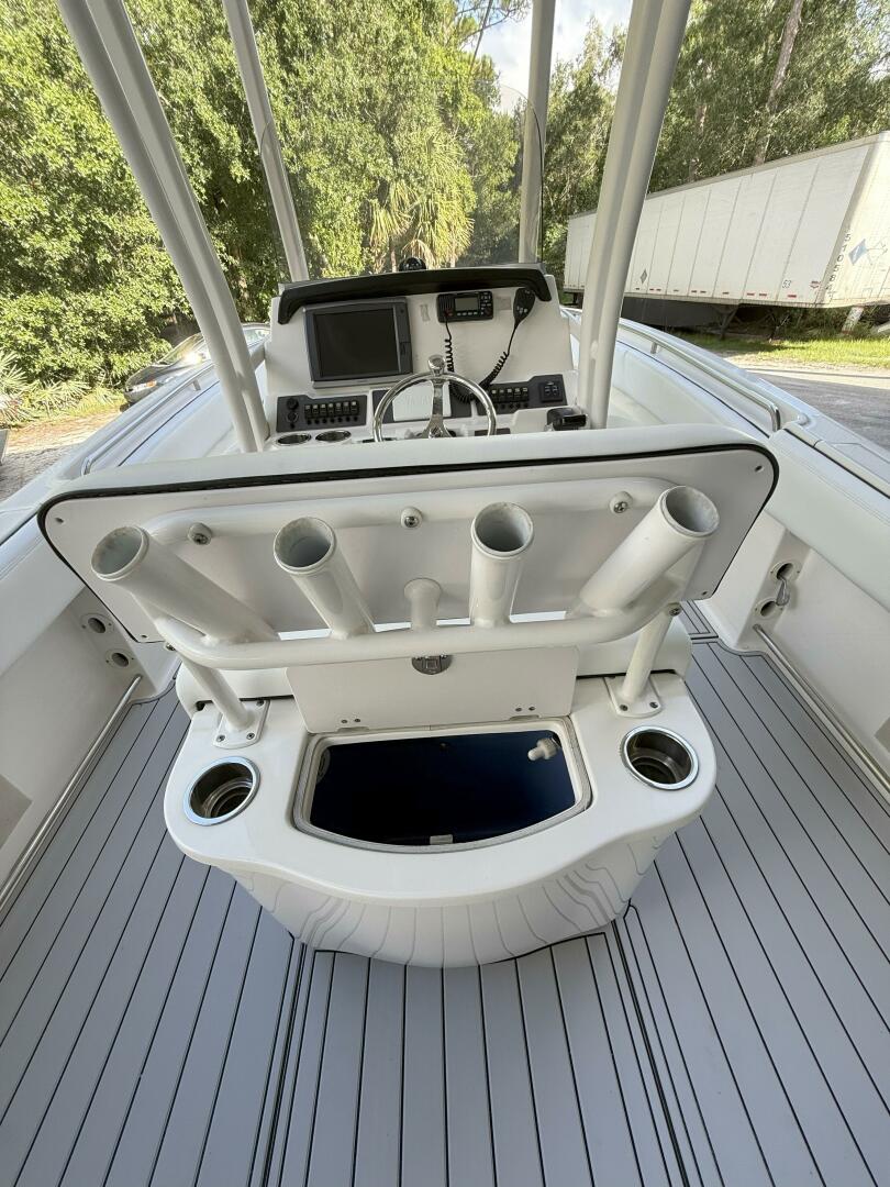 24ft Robalo Yacht For Sale