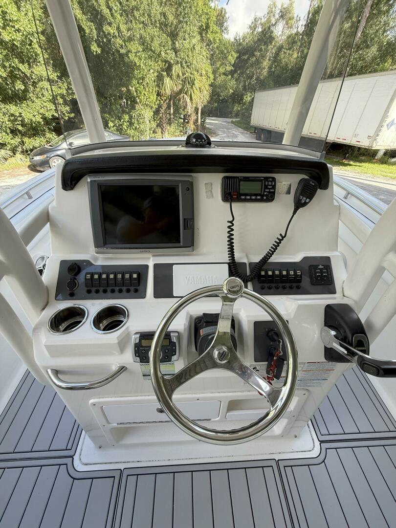 24ft Robalo Yacht For Sale