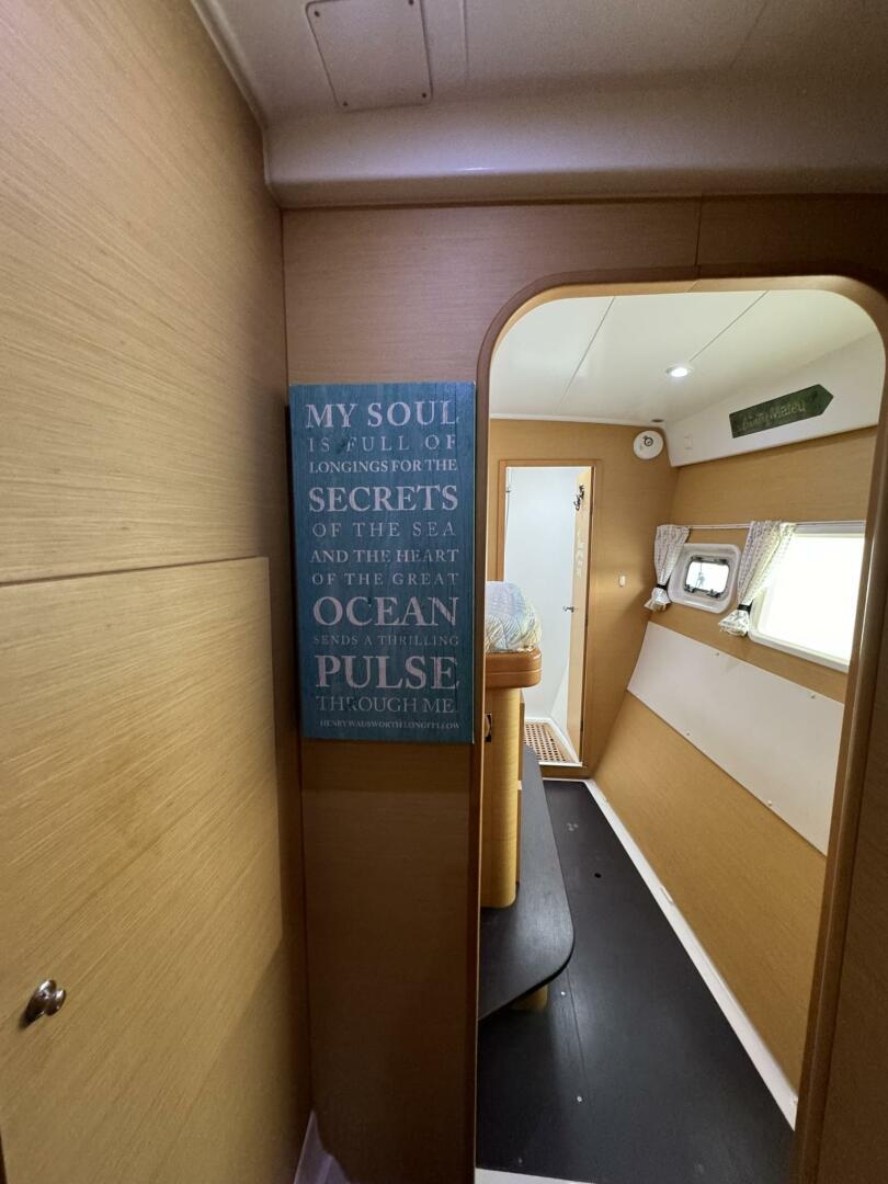Anchored Soul 42ft Lagoon Yacht For Sale