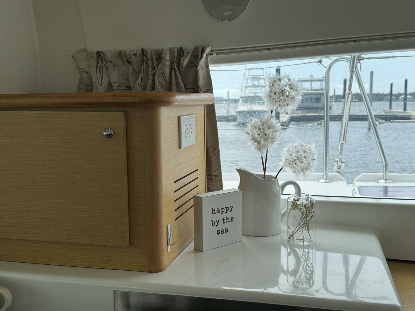 Anchored Soul 42ft Lagoon Yacht For Sale