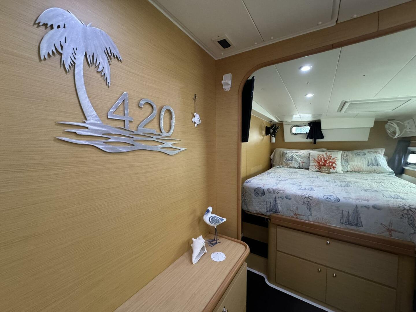 Anchored Soul 42ft Lagoon Yacht For Sale