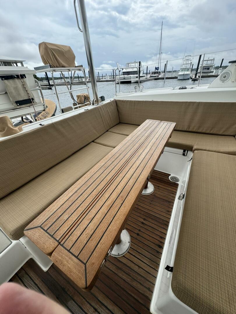 Anchored Soul 42ft Lagoon Yacht For Sale