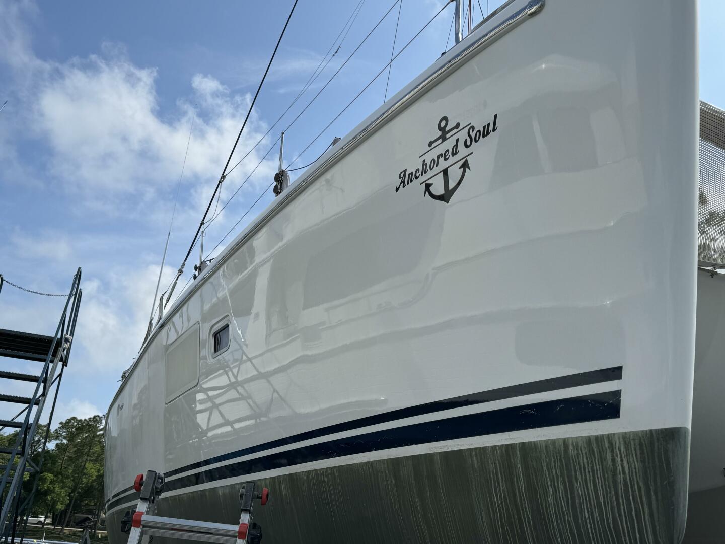 Anchored Soul 42ft Lagoon Yacht For Sale