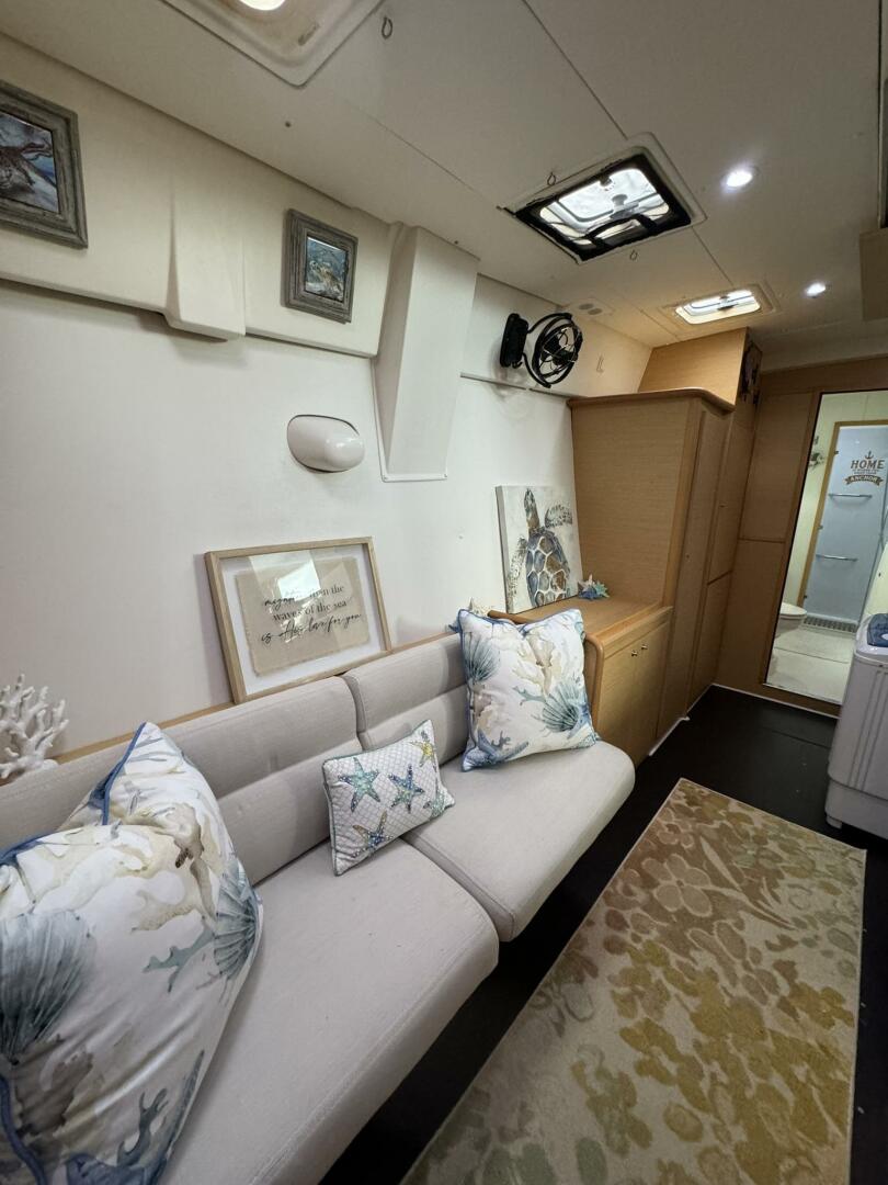 Anchored Soul 42ft Lagoon Yacht For Sale