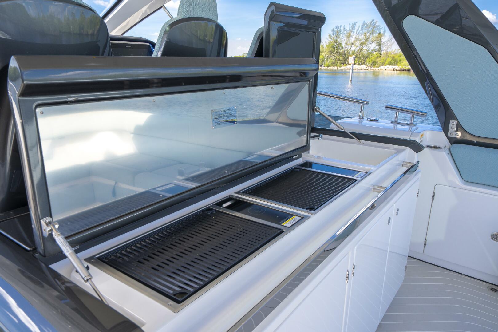 48ft Azimut Yacht For Sale