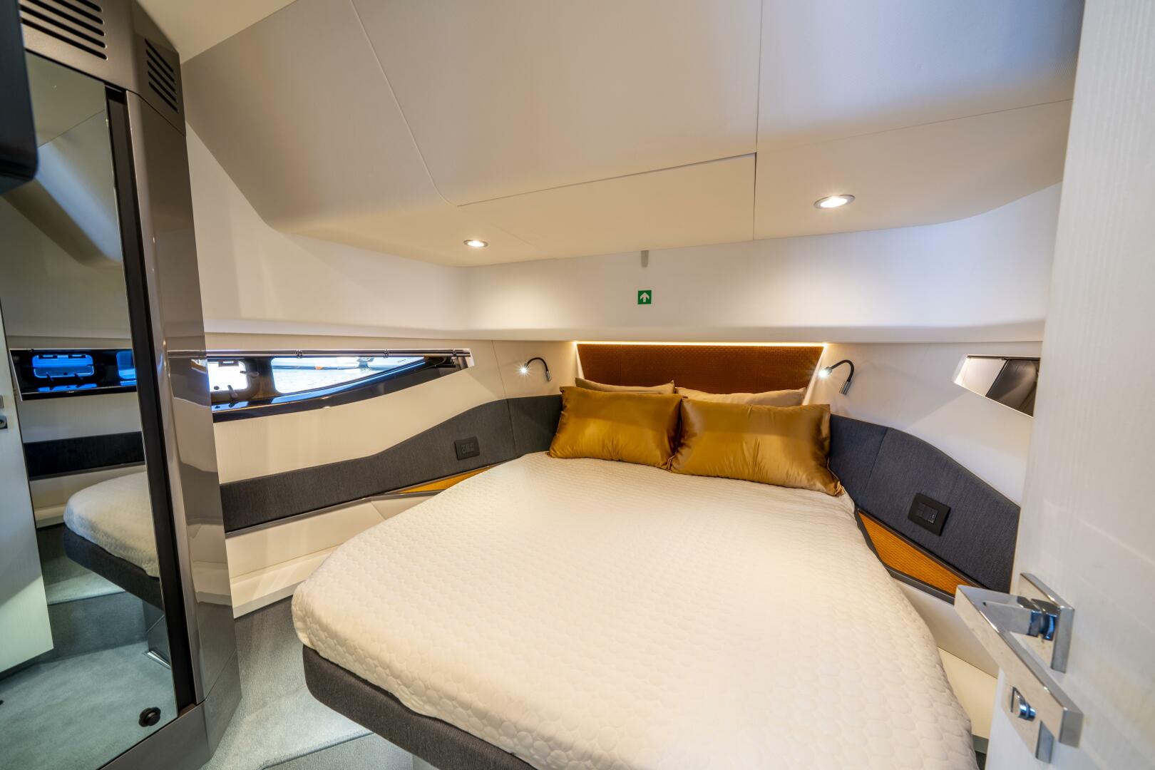 48ft Azimut Yacht For Sale