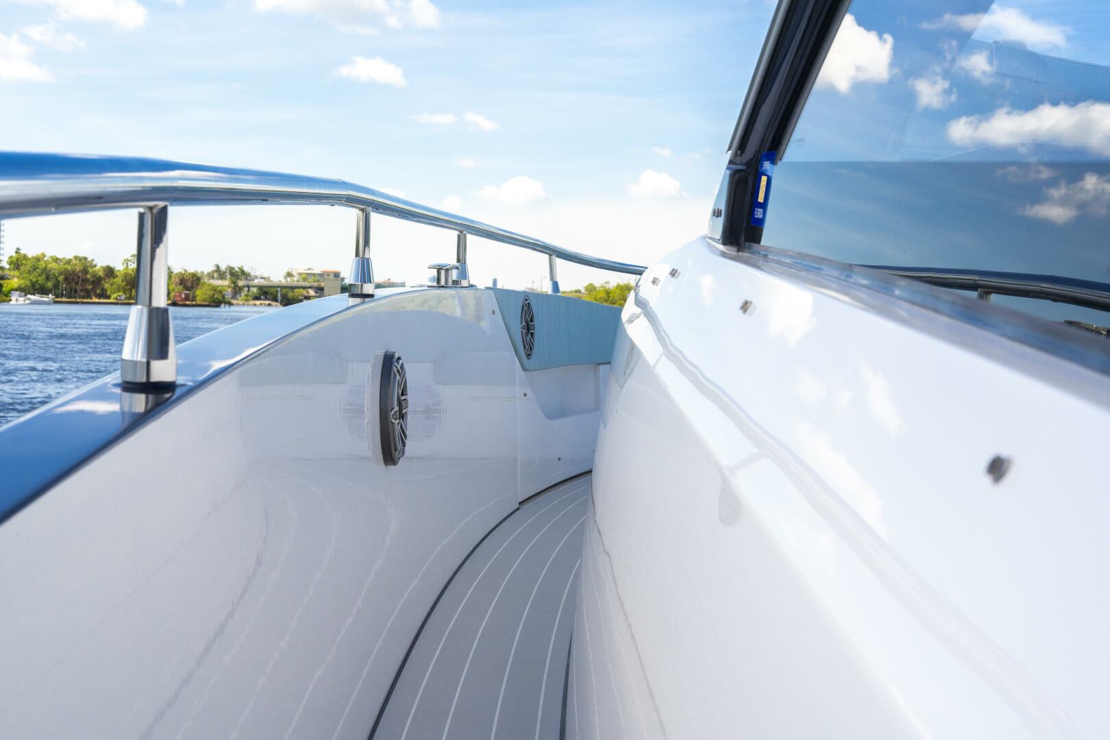 48ft Azimut Yacht For Sale