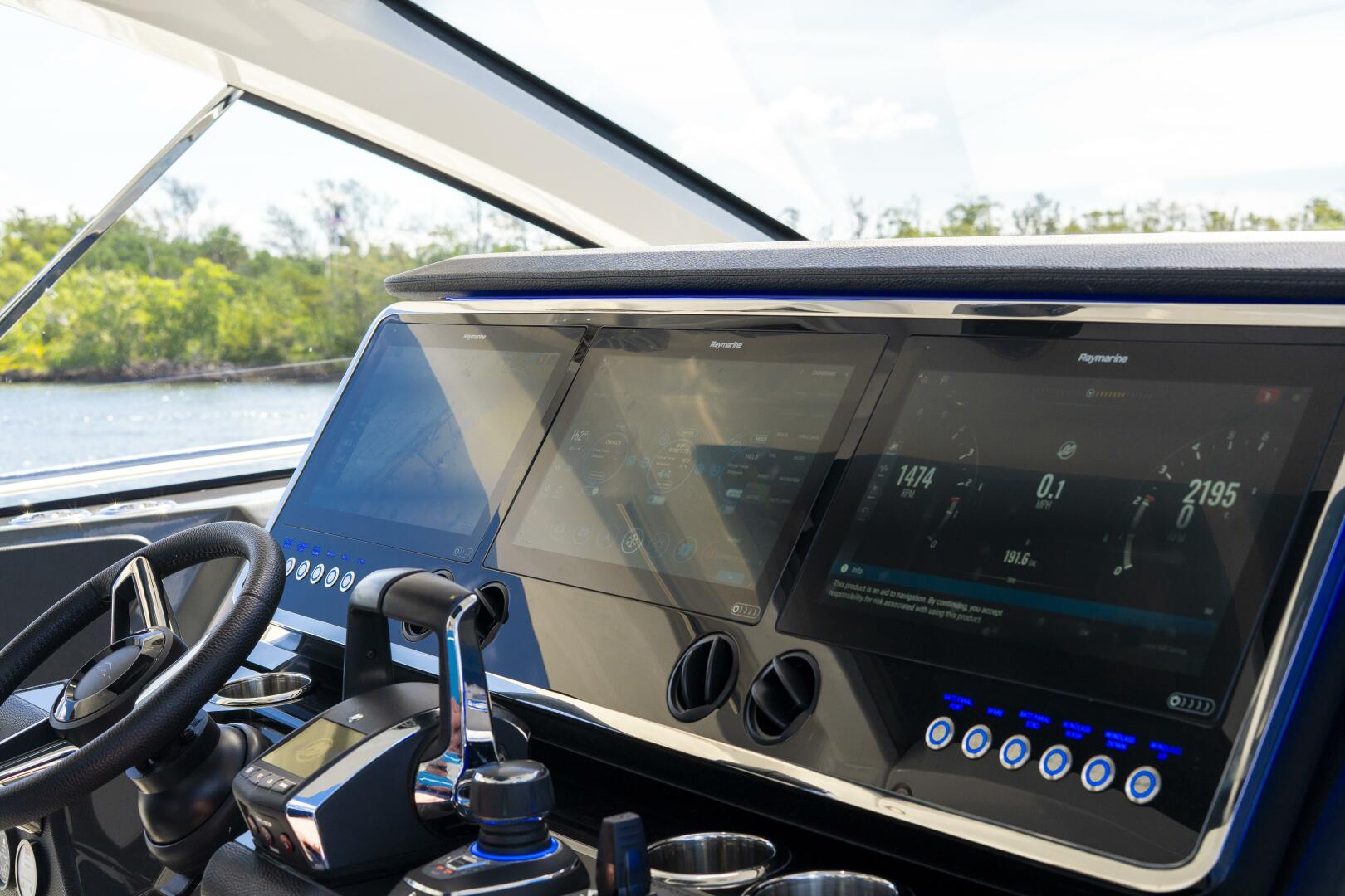48ft Azimut Yacht For Sale