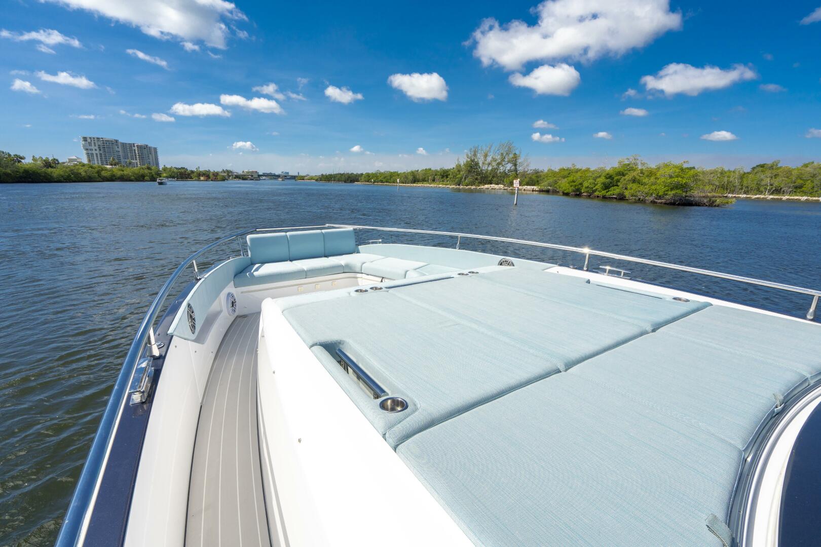 48ft Azimut Yacht For Sale