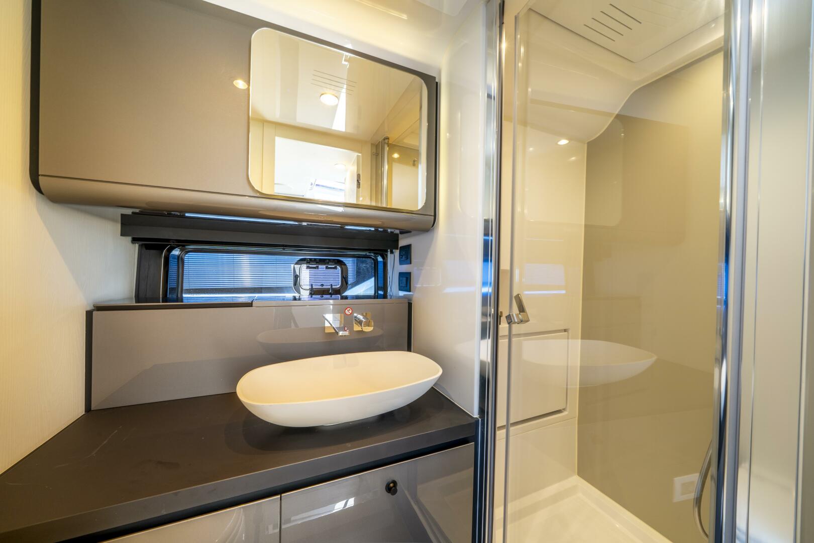 48ft Azimut Yacht For Sale