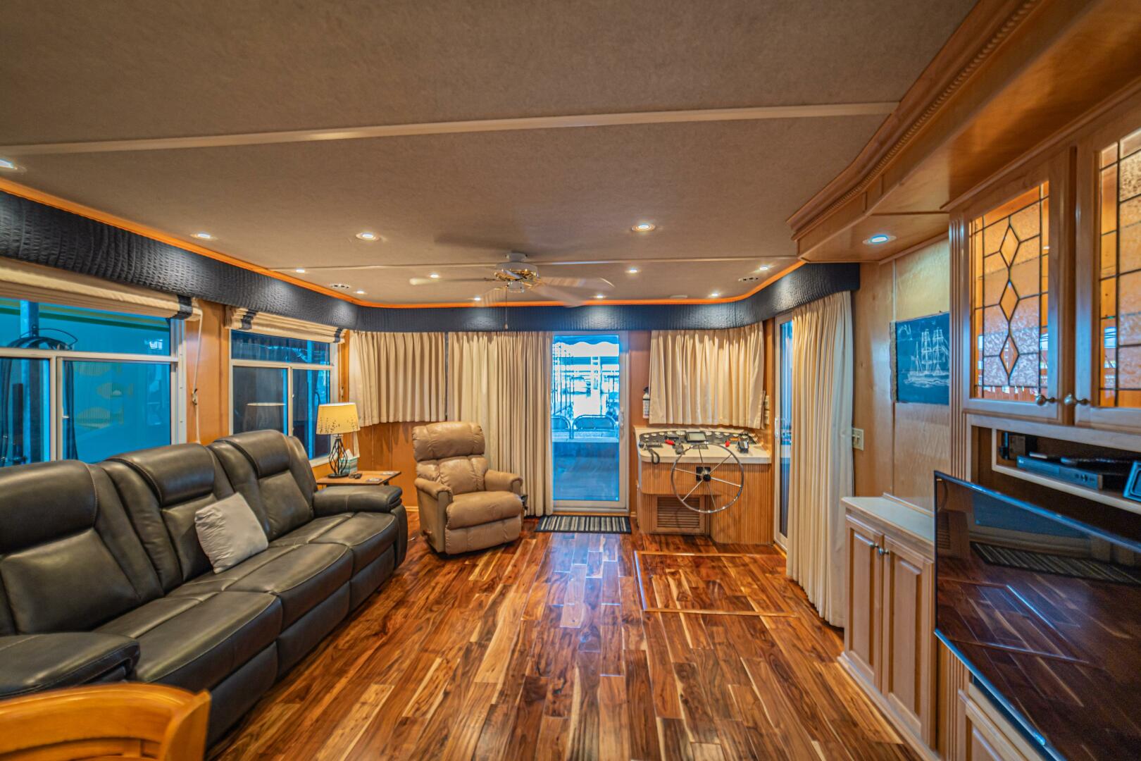 Elizabeth Grace 75ft Sharpe Yacht For Sale