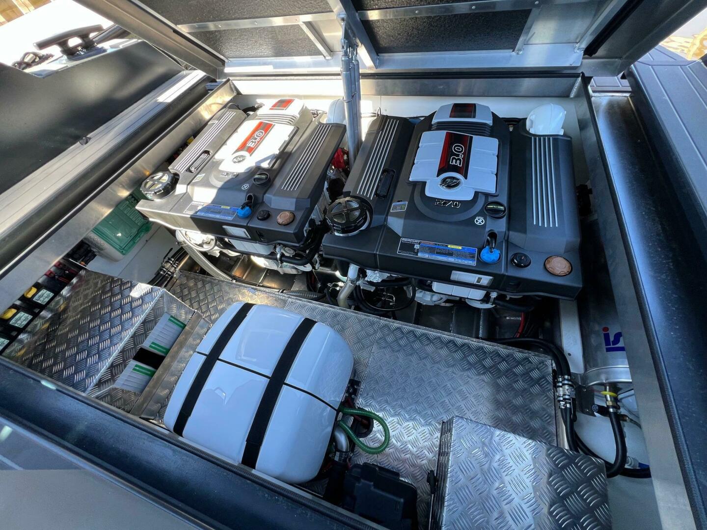 35ft G Force Yacht For Sale