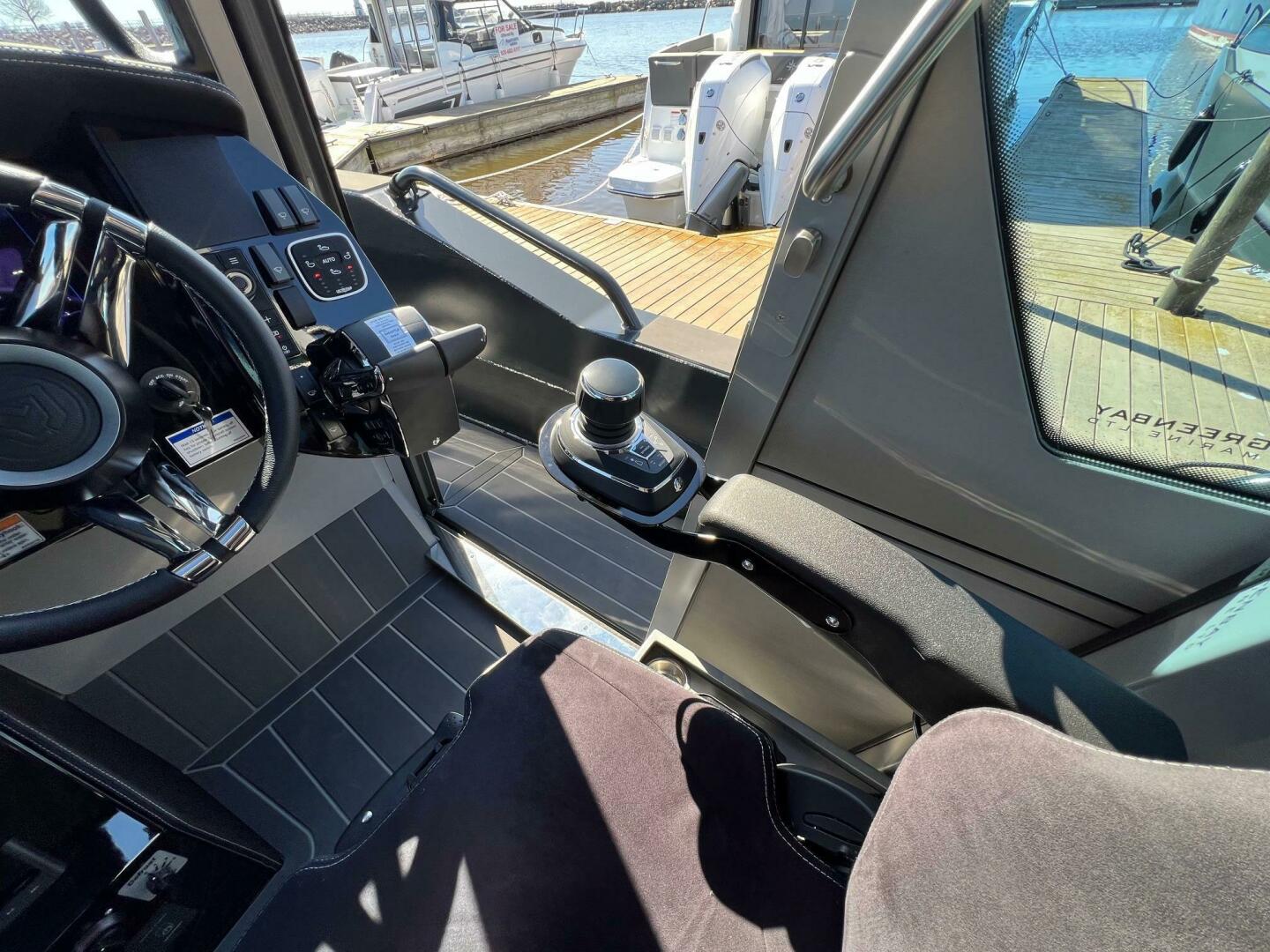 35ft G Force Yacht For Sale