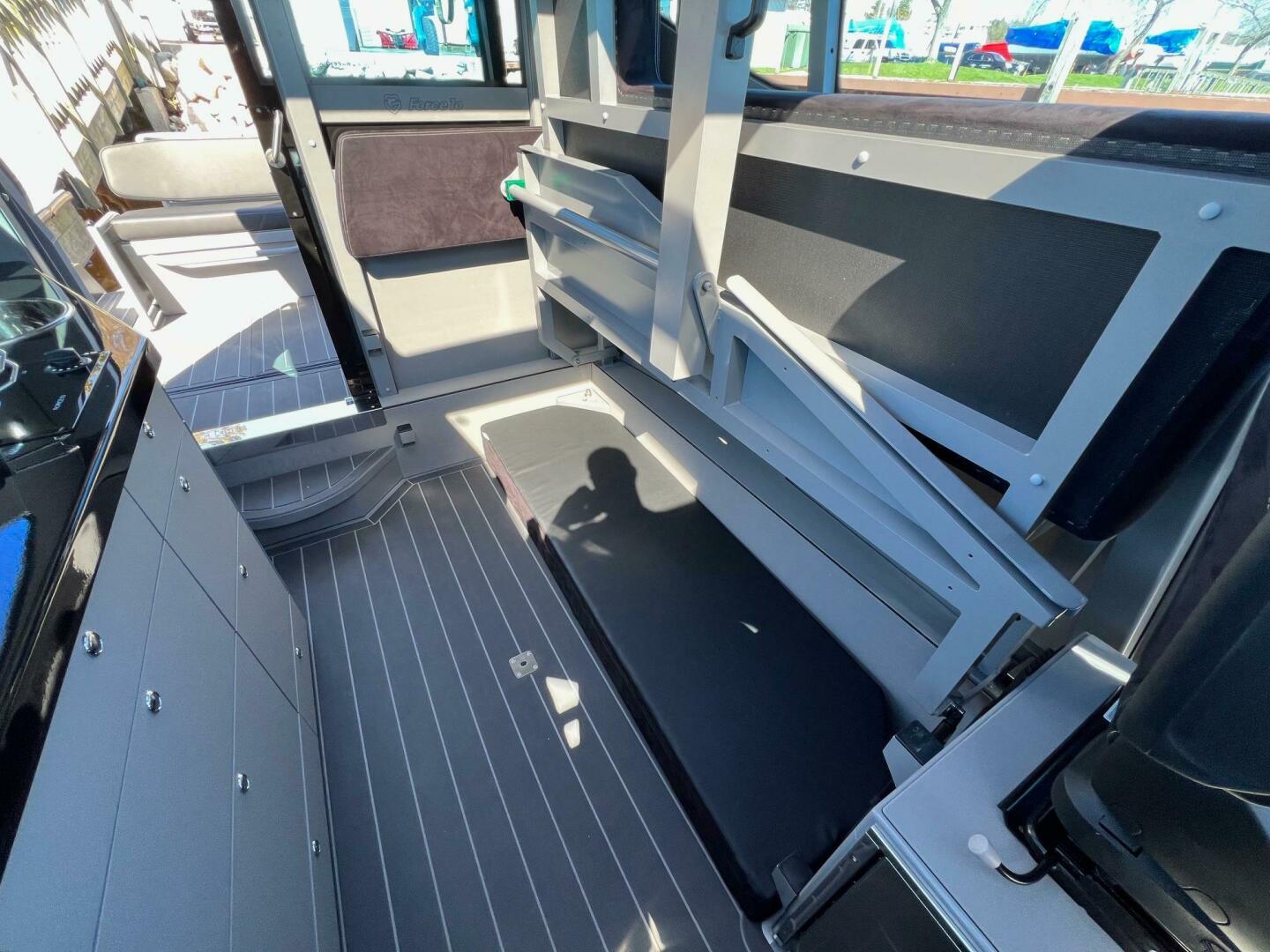 35ft G Force Yacht For Sale