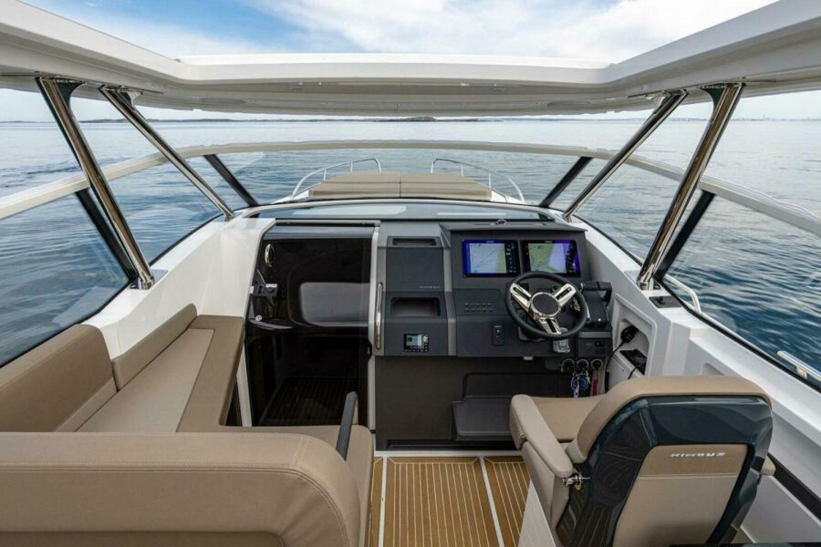 40ft Nimbus Yacht For Sale