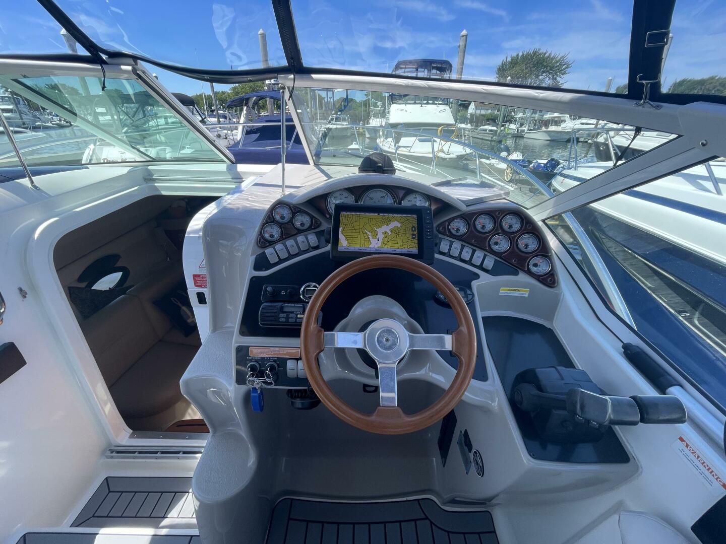 28ft Doral Yacht For Sale