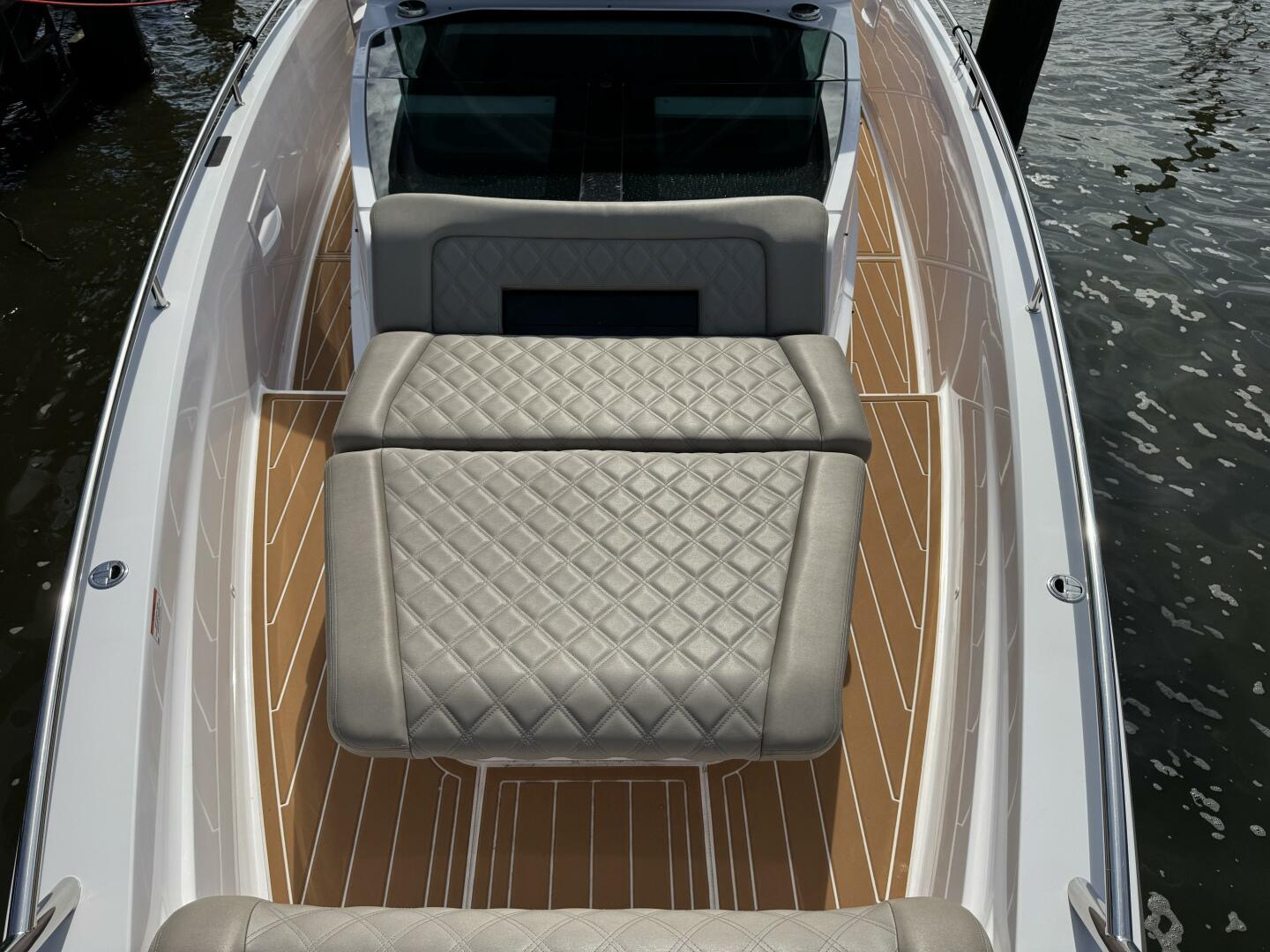 37ft Axopar Yacht For Sale