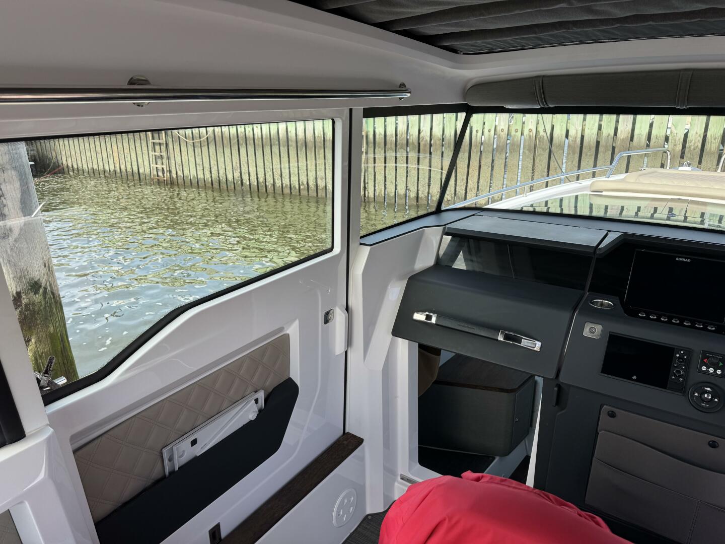37ft Axopar Yacht For Sale