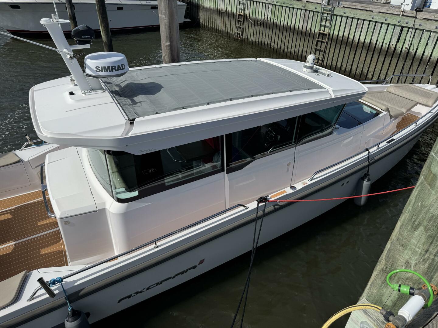 37ft Axopar Yacht For Sale