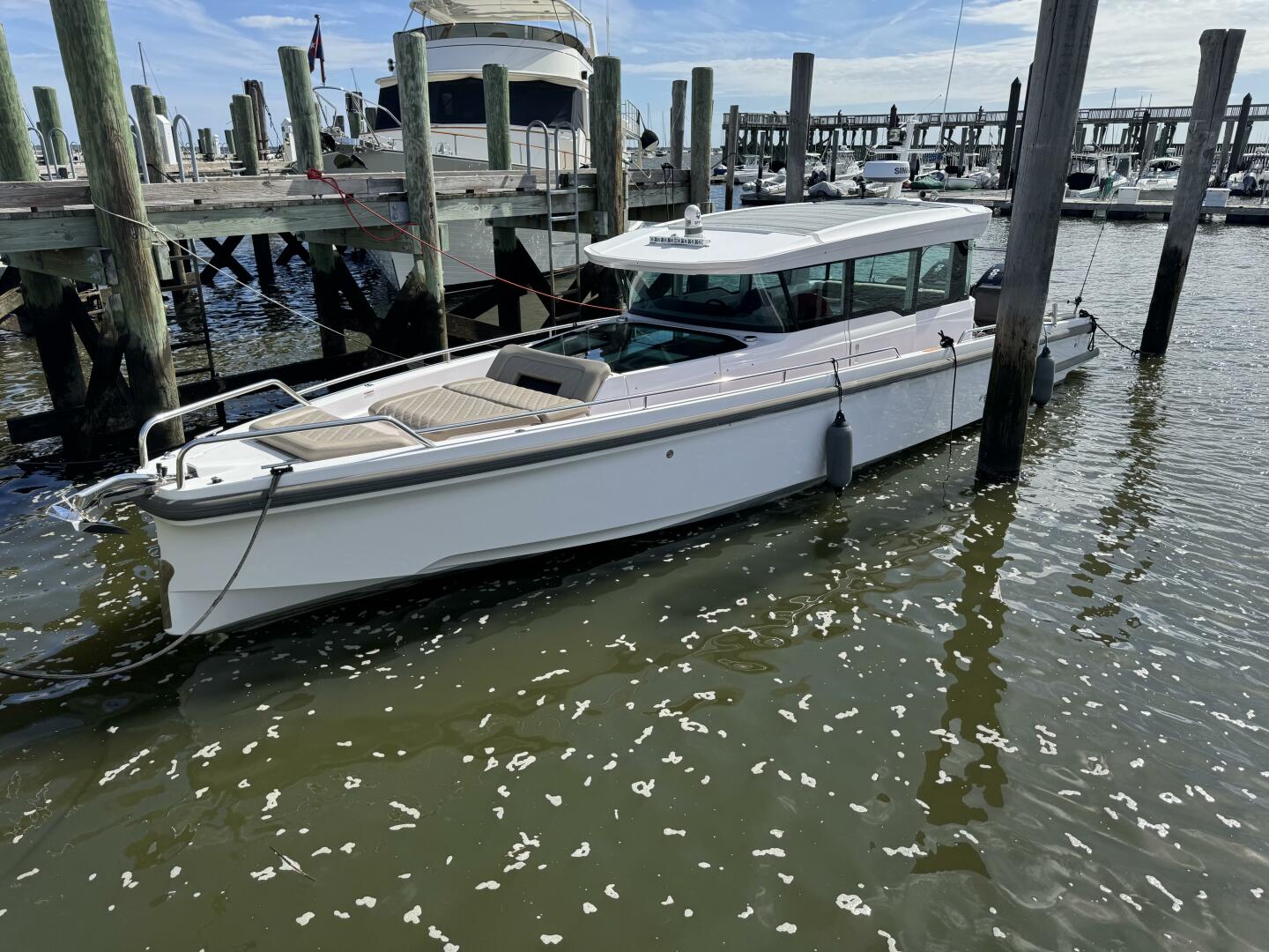 37ft Axopar Yacht For Sale