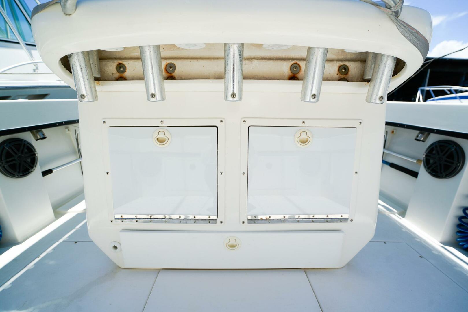 GET REEL 28ft Whitewater Yacht For Sale