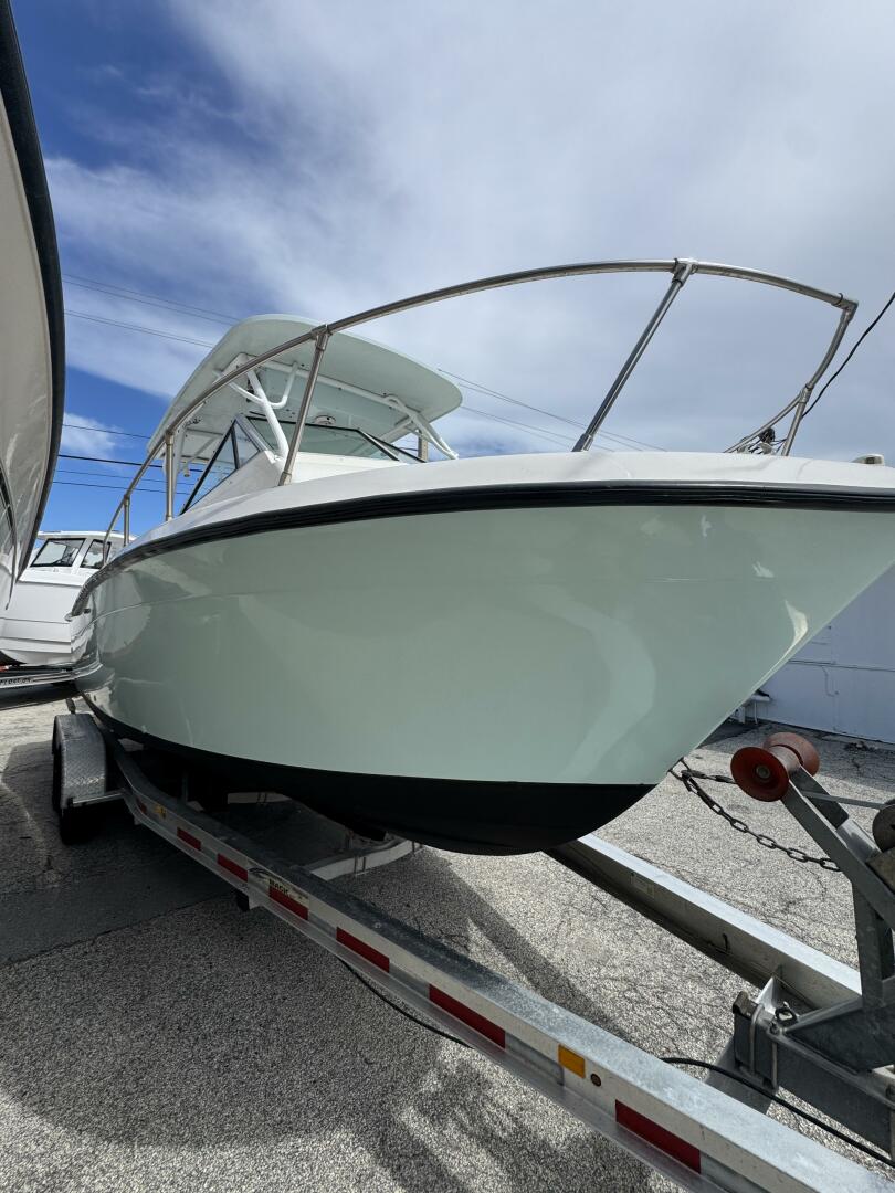 24ft Grady White Yacht For Sale