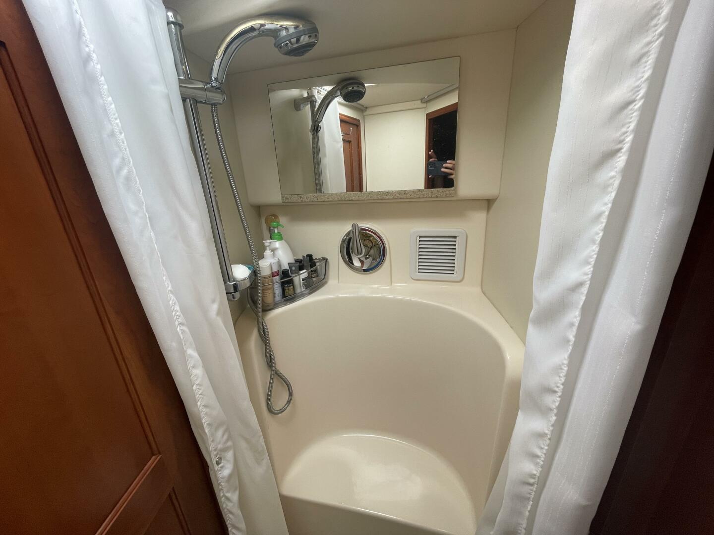 38ft Silverton Yacht For Sale