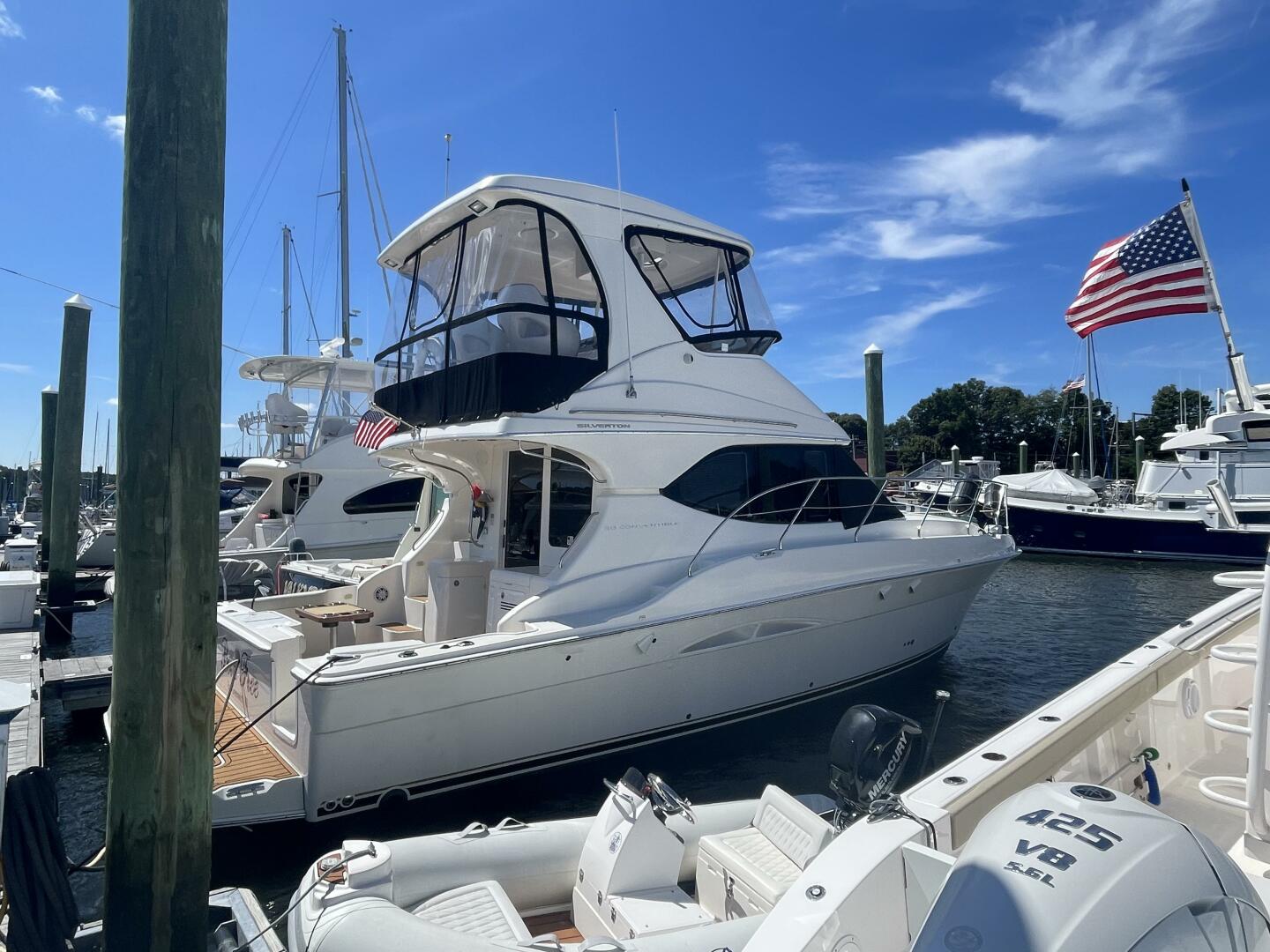 38ft Silverton Yacht For Sale