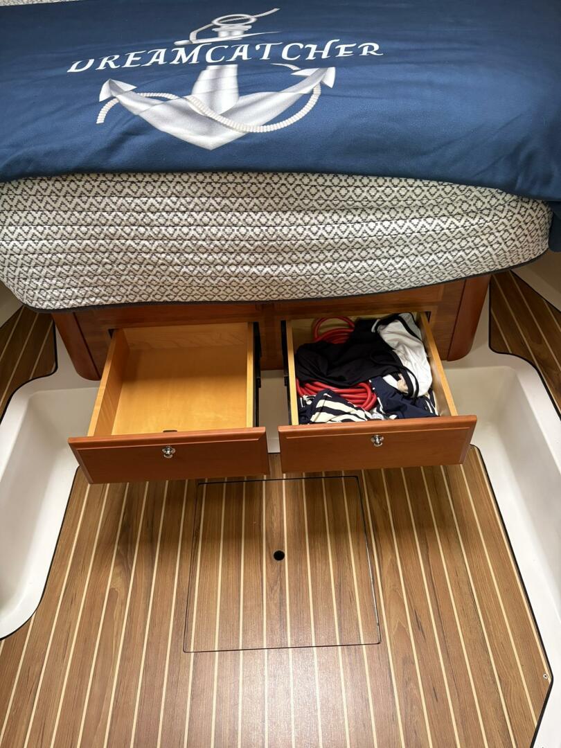 34ft Back Cove Yacht For Sale