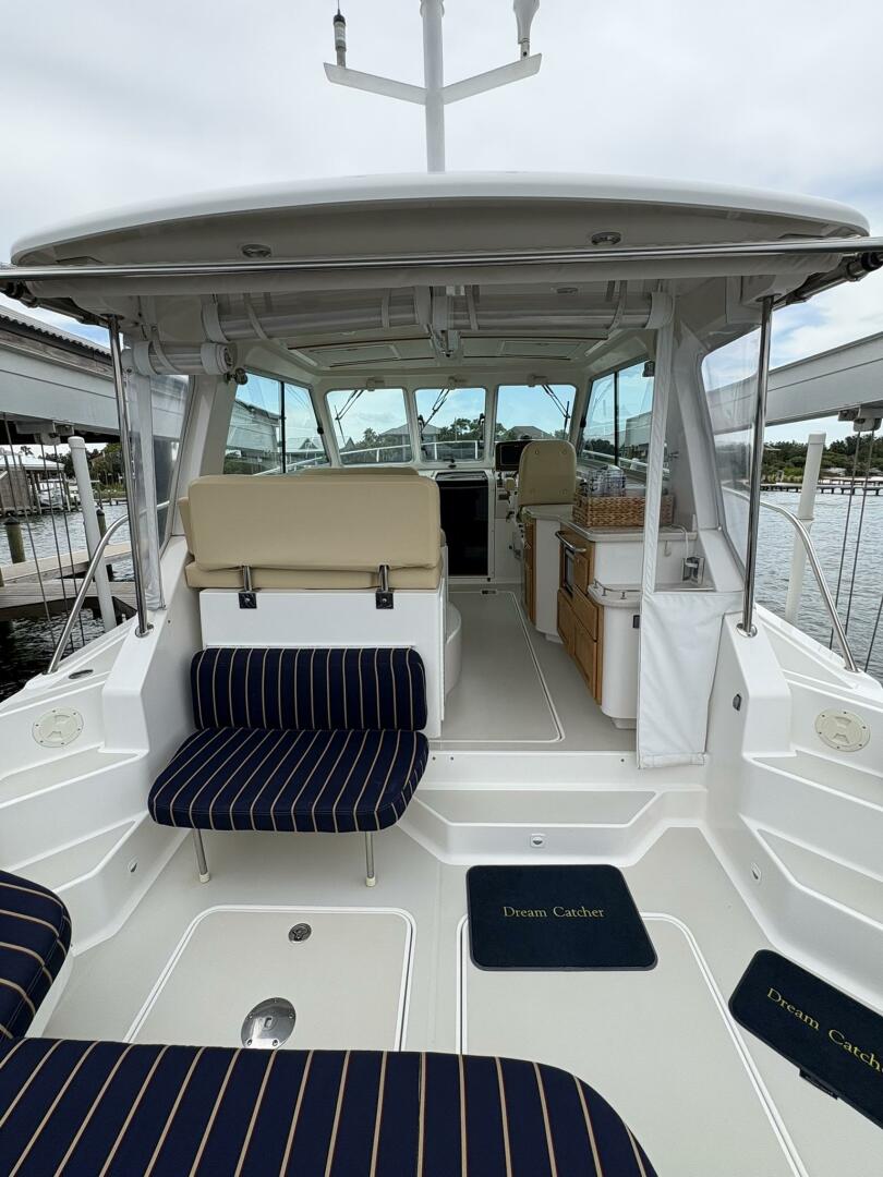 34ft Back Cove Yacht For Sale