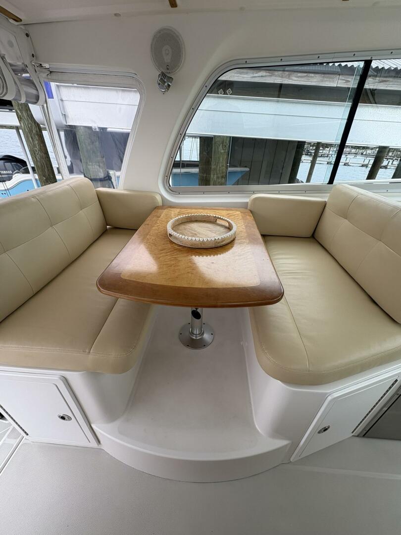 34ft Back Cove Yacht For Sale