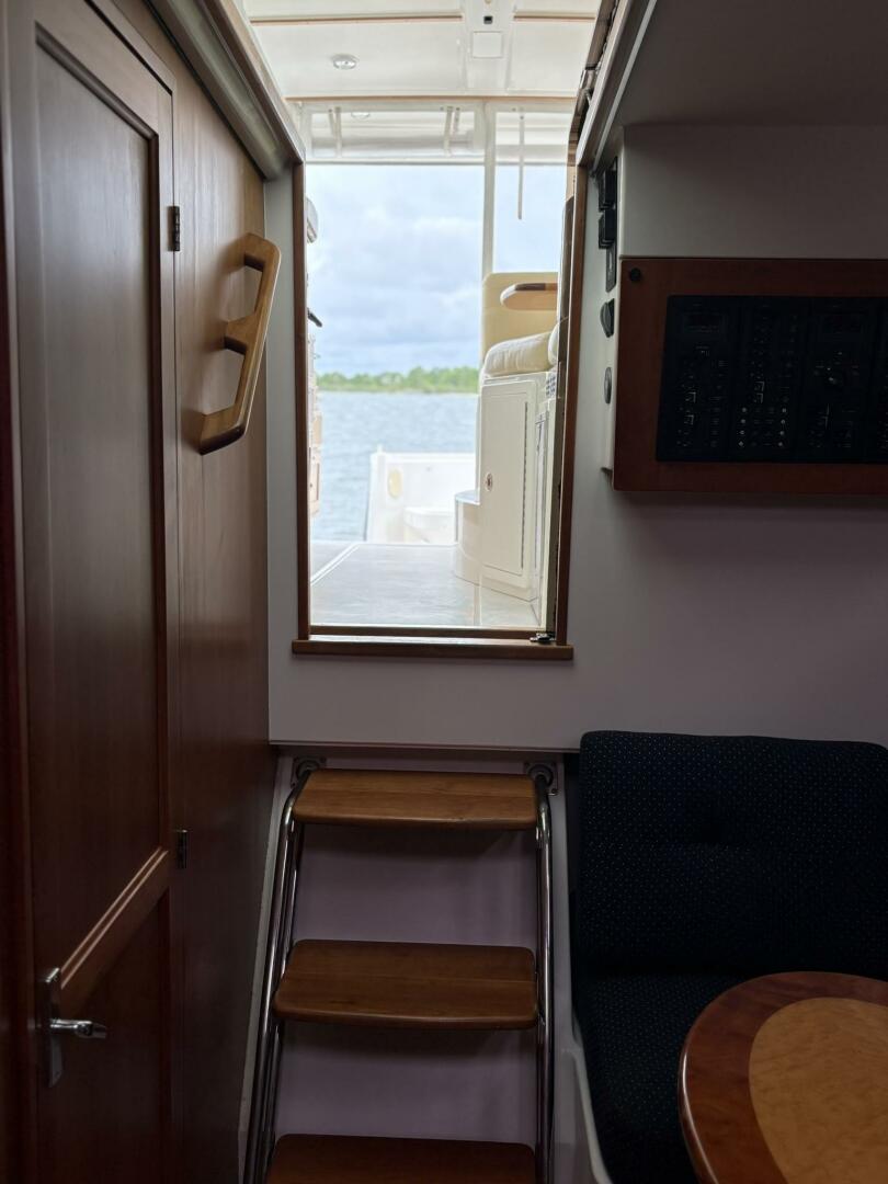 34ft Back Cove Yacht For Sale