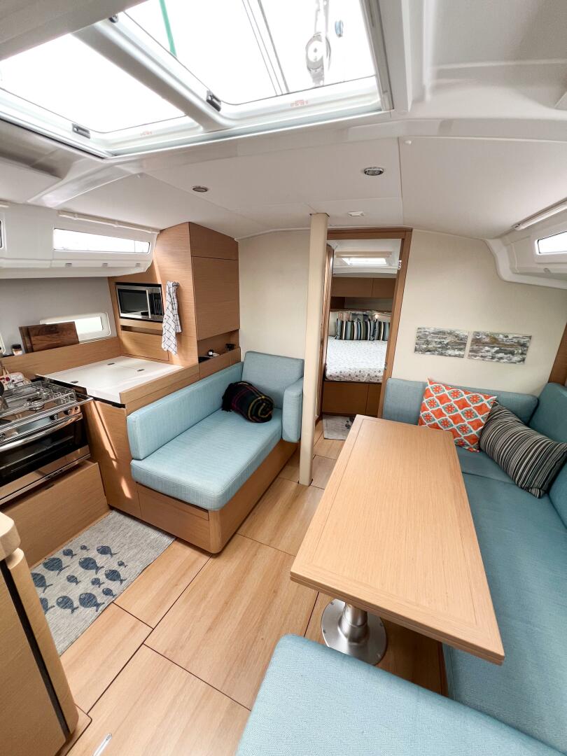 SILVER GIRL 41ft Jeanneau Yacht For Sale