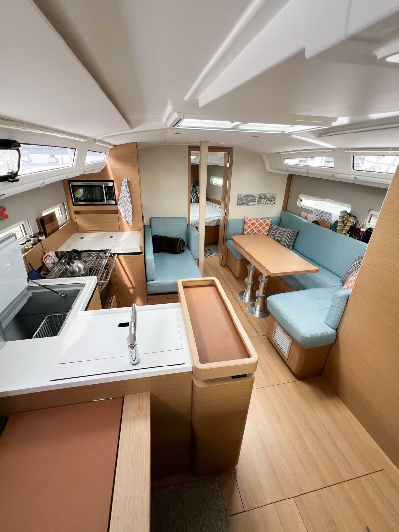 SILVER GIRL 41ft Jeanneau Yacht For Sale