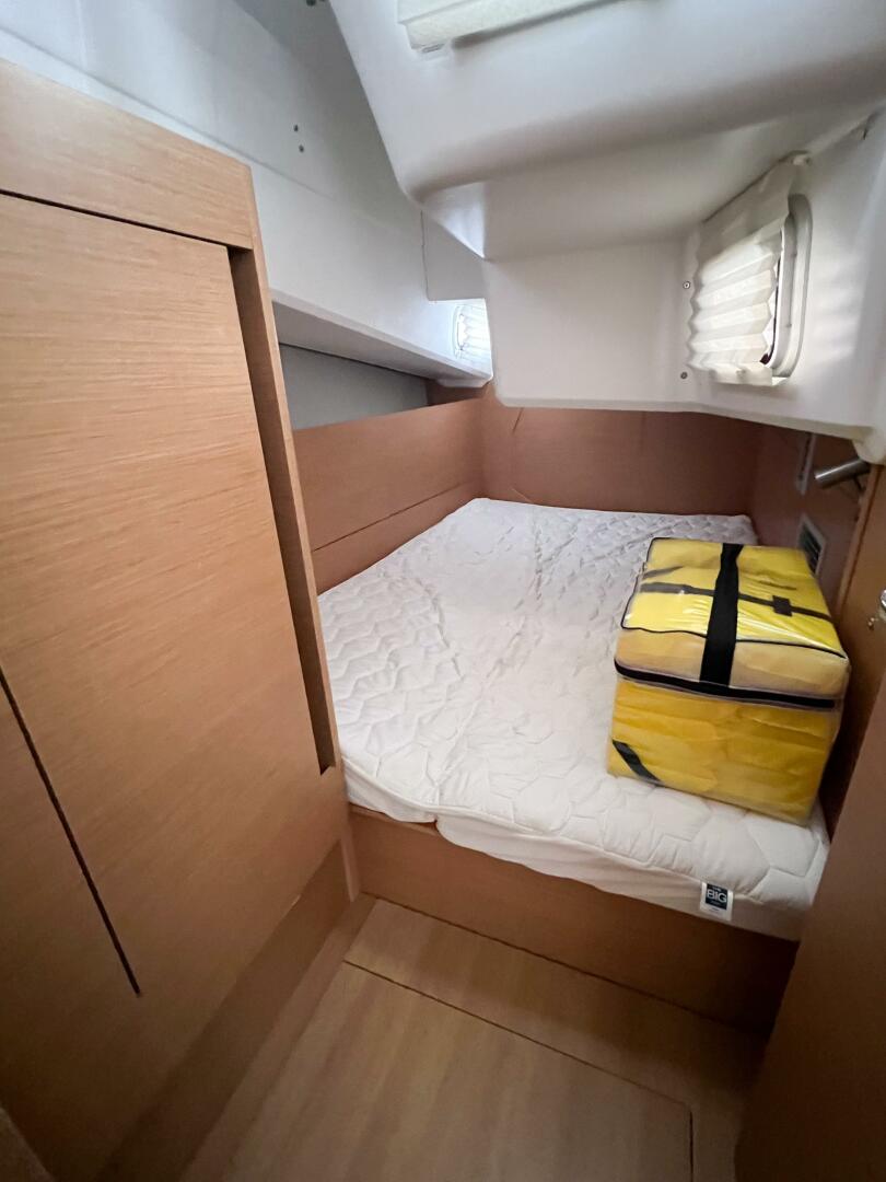 SILVER GIRL 41ft Jeanneau Yacht For Sale